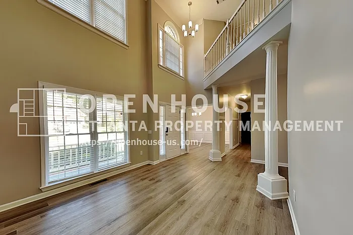4 bed, 3.0 bath, 3716 sqft, $3,500 — Photo 4