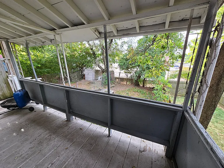 749 Morgan St — Photo 17