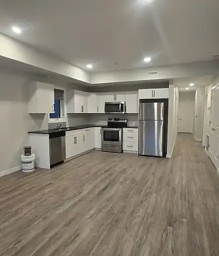 2 bed, 2.0 bath, 960 sqft, $1,610 — Photo 2