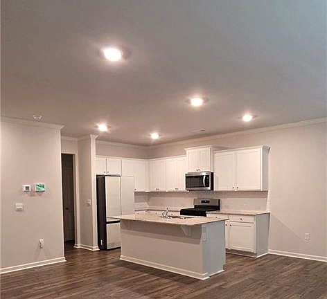5th image of 3370 Greyton Dr