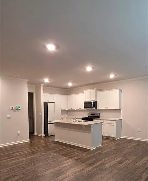 3370 Greyton Dr — Photo 5