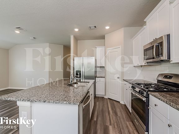 5th image of 14935 Cheshire Way