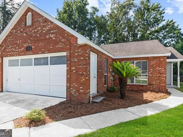 129 Spinnaker Cir, Kingsland, GA 31548
