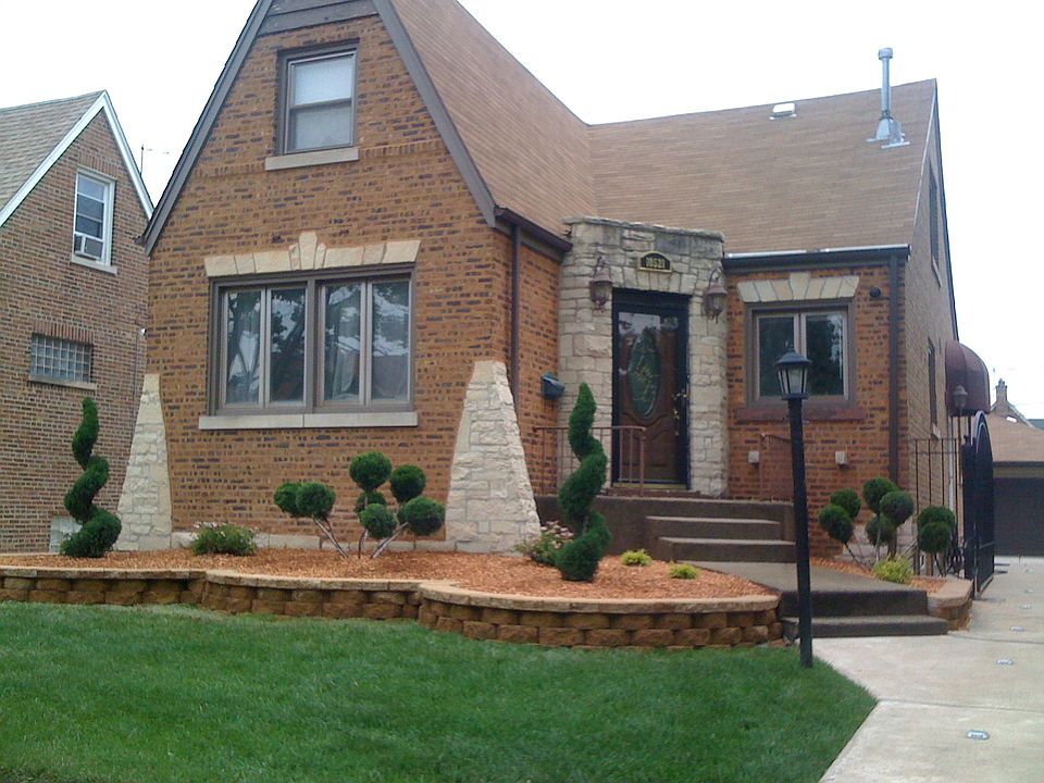 1st image of 10521 S Parnell Ave