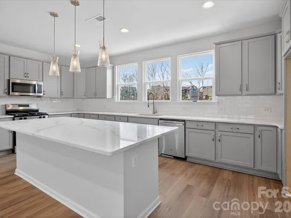 216 Ferebee Pl #Brx0084, Charlotte, NC 28213