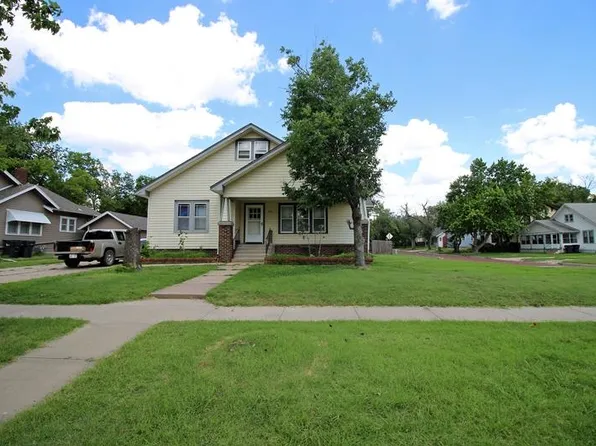 326 Allison St, Newton, KS 67114