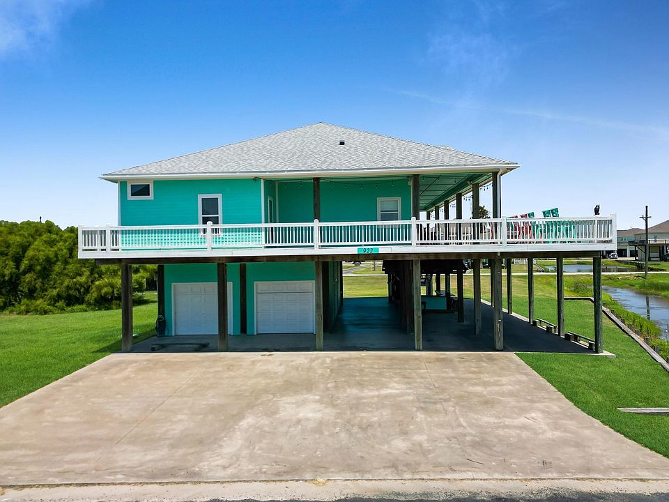 1st image of 922 Palm Ridge Dr