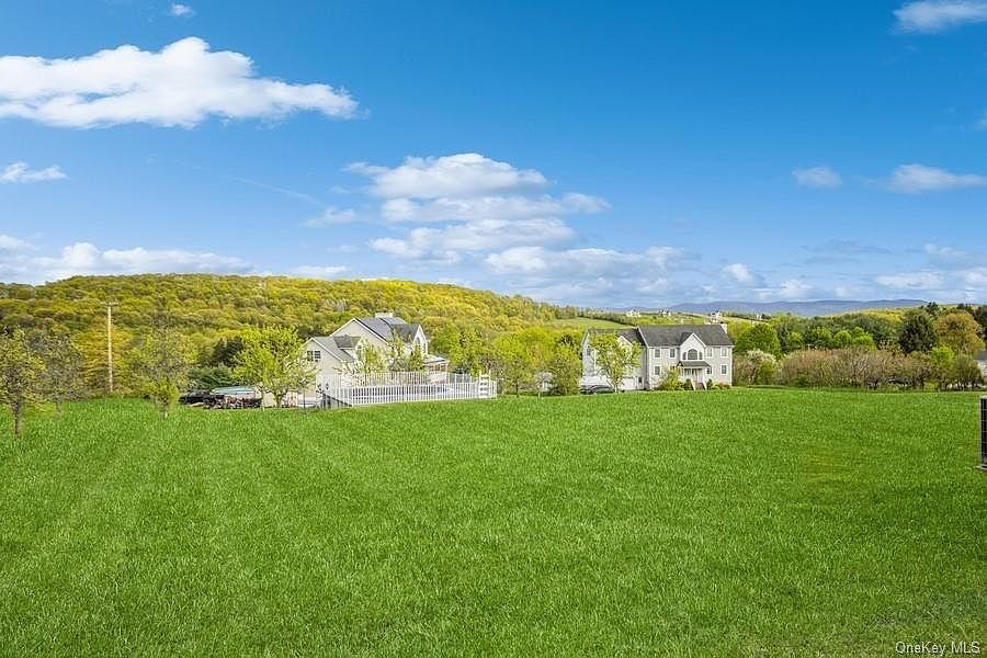 14 Burma Rd, Marlboro, NY 12542 MLS H6246927 Zillow