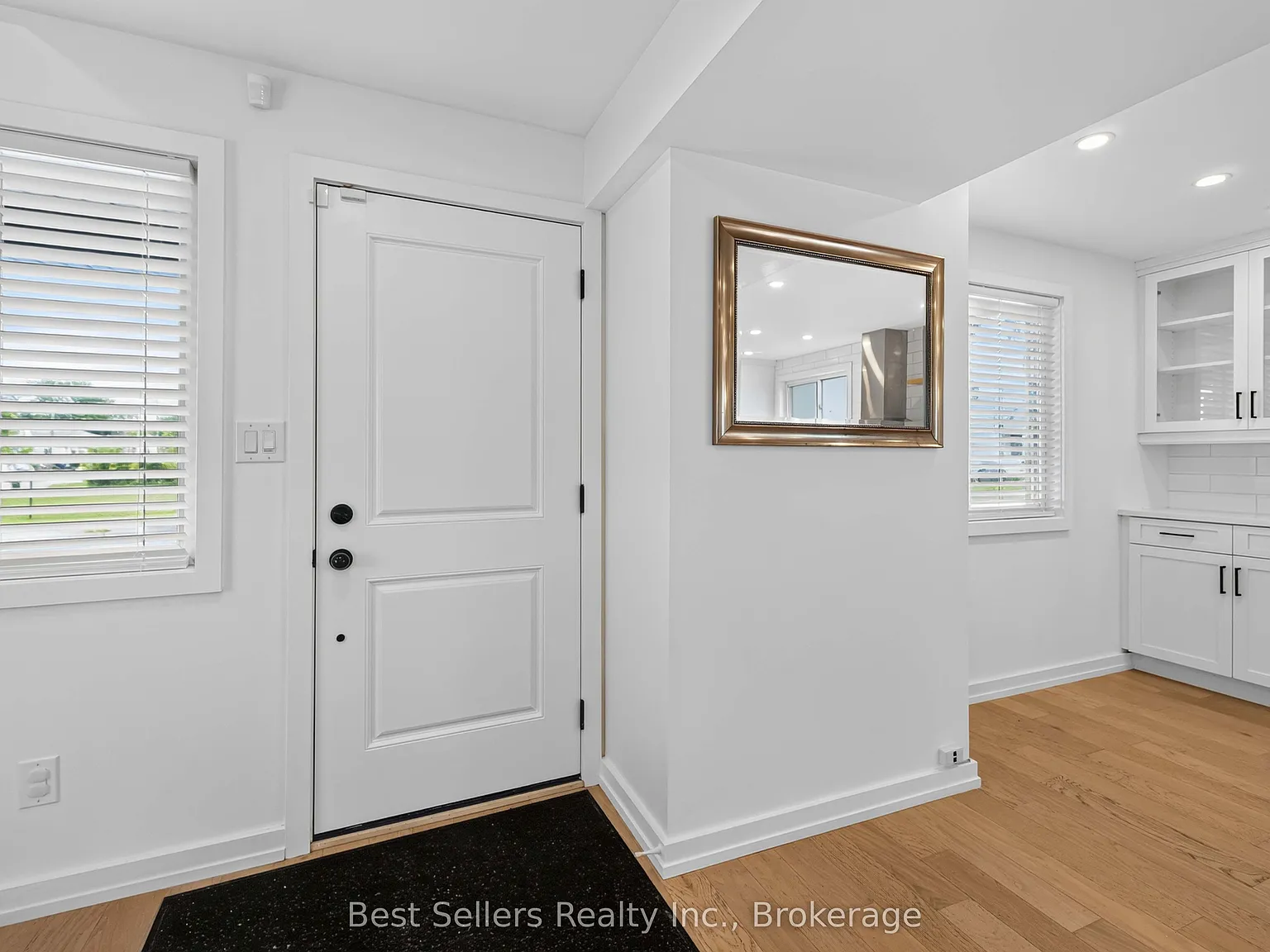 2 bed, $2,600 — Photo 4