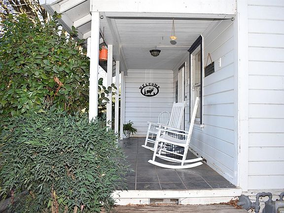 3rd image of 22191 N Anderson St