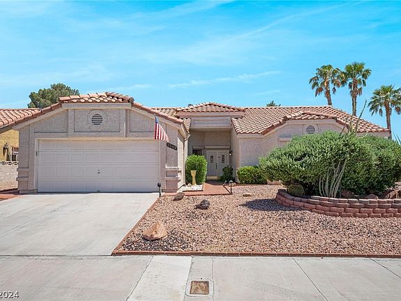 2nd image of 3363 Rosario Cir
