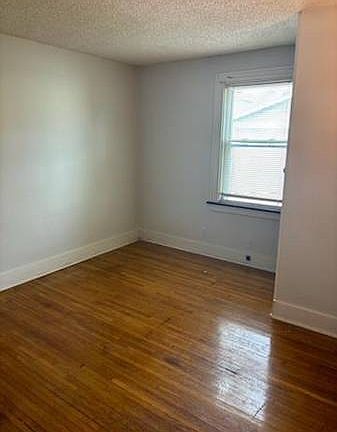 2nd image of 350 Saint Lawrence Ave #1