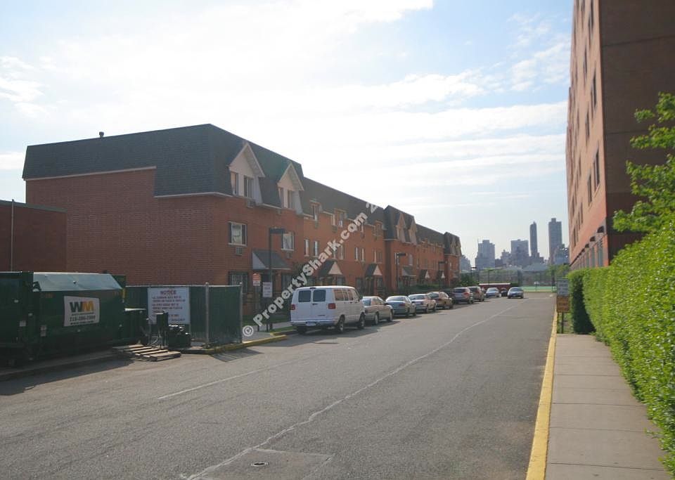 1st image of 1430 33rd Ave