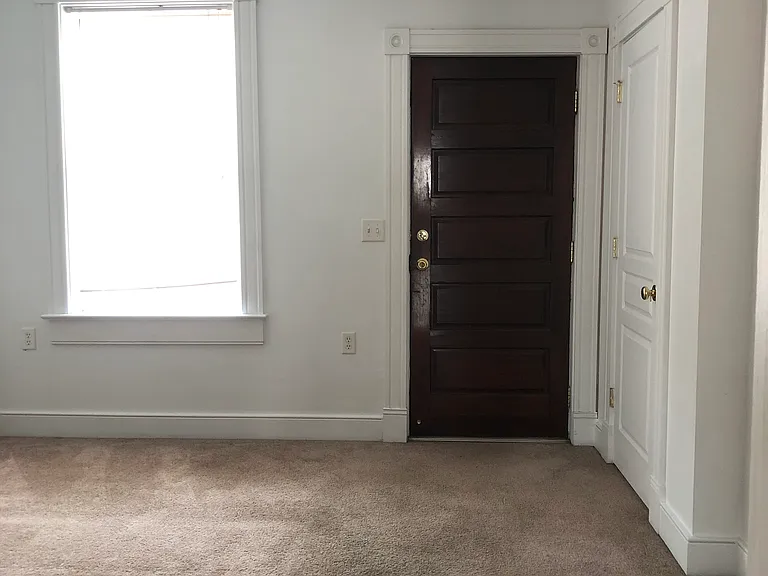 823 Bowe St #B — Photo 5