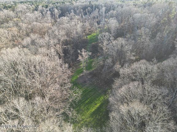 4th image of 2484 Freeman Rd