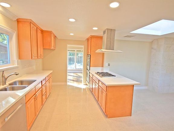 2nd image of 2260 Sierra Ventura Dr