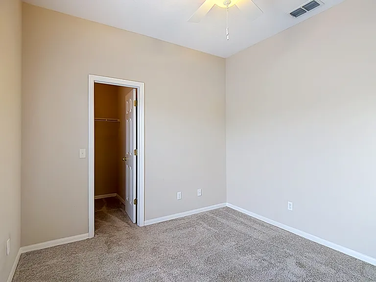 1105 Eagle Pond Dr — Photo 18