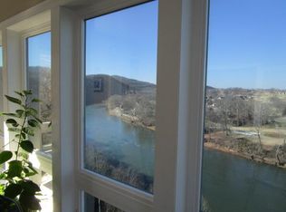 644 Iowa Colony Rd, Hollister, MO 65672