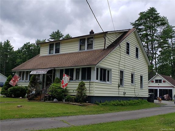 2nd image of 177 Yulan Barryville Rd