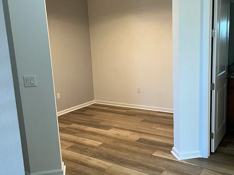 414 Lime Ave — Photo 24