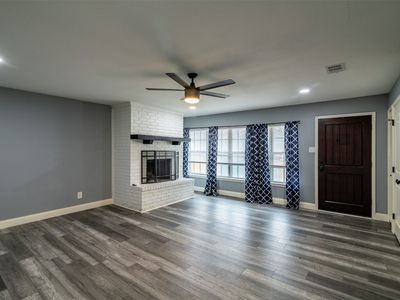 5728 Ammons St, Haltom City, TX, 76117