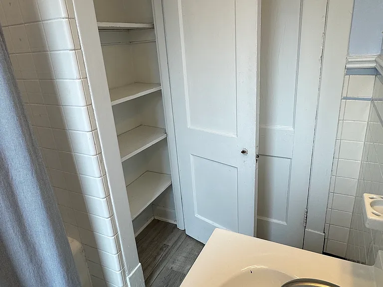 7120 Forsyth Blvd #2F — Photo 32