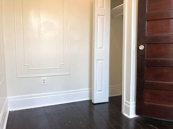 4th image of 709 Mac Donough St #2F