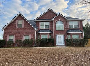 6056 Redtop Loop, Fairburn, GA 30213