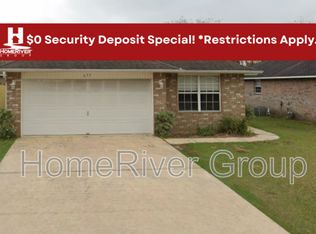 677 Mozingo Ln, Pensacola, FL 32514