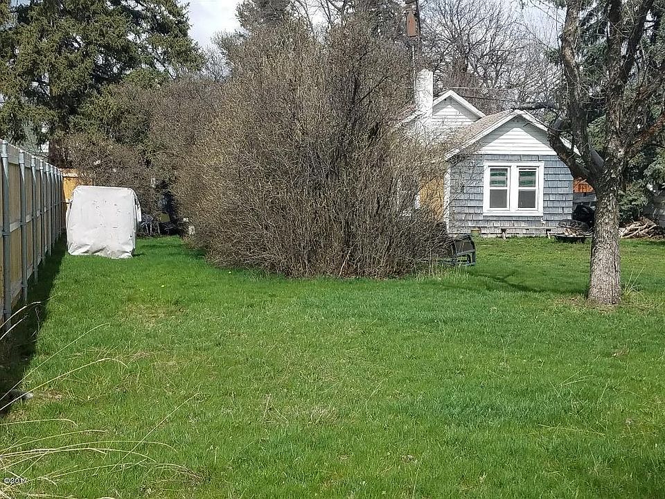 1st image of 220 South Ave E