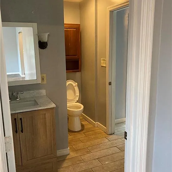 1001 E Stewart St — Photo 10