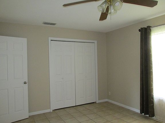 5th image of 1202 E Randall St
