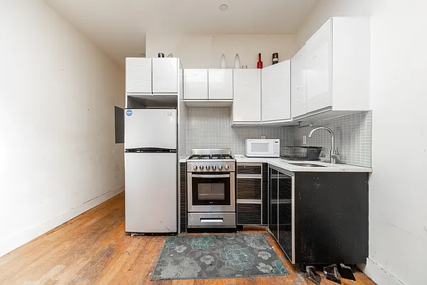 Rented by YHT Management Inc. | media 39