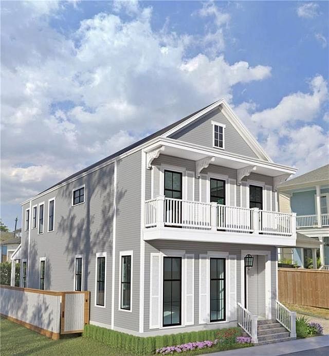 1st image of 538 Soraparu St