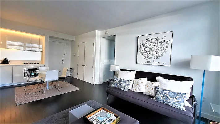 Rented by Rossi Living | media 22