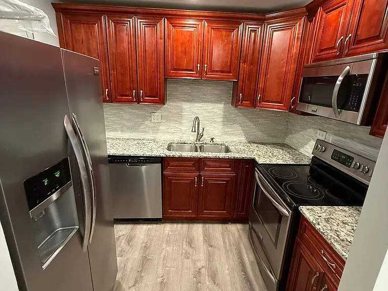 744 W Gordon Terrace — Photo 31