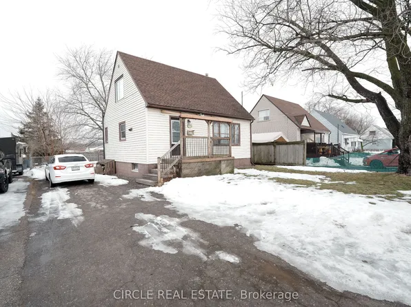 6755 McLeod Rd, Niagara Falls, ON L2G 3G7