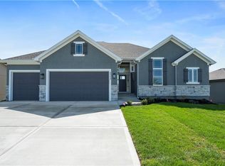 2777 SW 12th St, Lees Summit, MO 64081