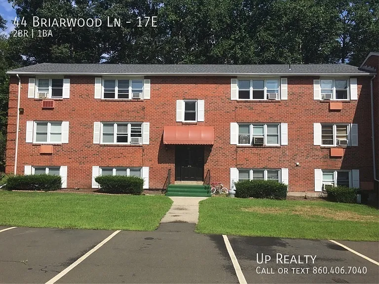 44 Briarwood Ln #17E — Photo 1