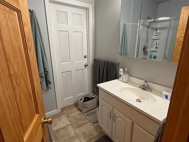 344 E 8th St #1 — Photo 15