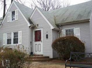38 Kipp Ave, Hasbrouck Heights, NJ 07604