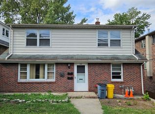 324 E Palisades Blvd, Palisades Park, NJ 07650