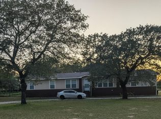 550 AVERY CIR, Poteet, TX 78065