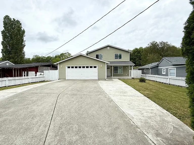 1532 NE Echo Dr — Photo 4