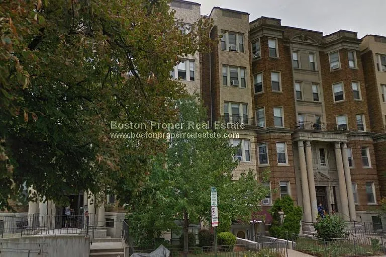 1111 Boylston St #29 — Photo 2