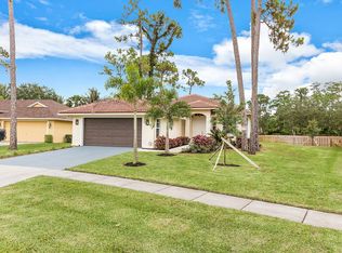 972 Lemongrass Ln, Wellington, FL 33414