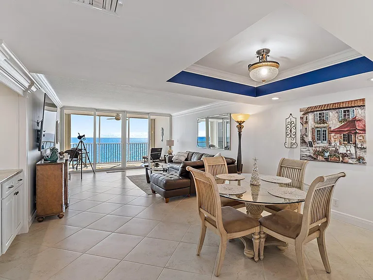 840 Ocean Dr #905 — Photo 8
