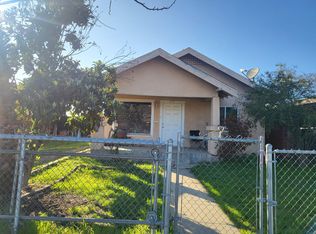 275 Oxford Ave, Lindsay, CA 93247