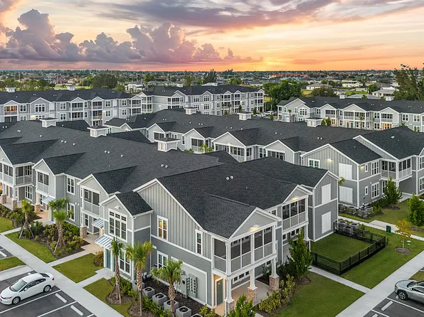 Springs at Coral Shores