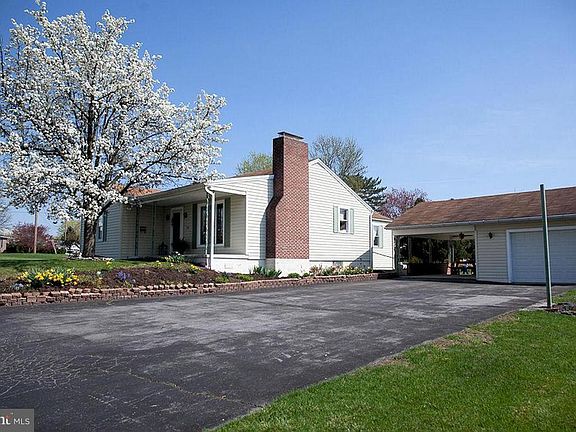2nd image of 46 Jeffrey Dr